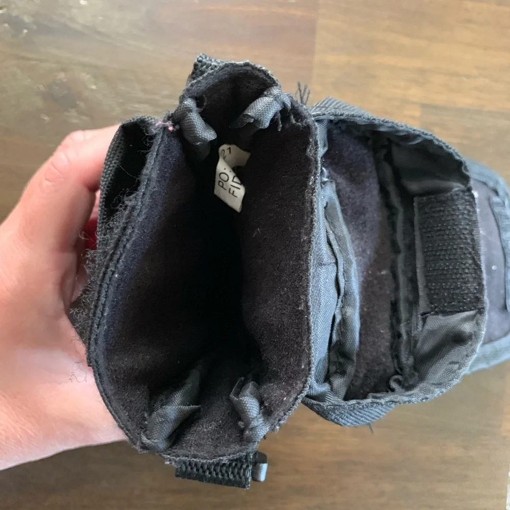 ✅ Samsonite small black camera case